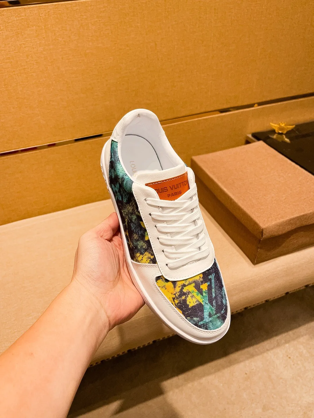 Men's shoes 💰 380💰【LV】🔥 Louis Vuitton, high-end men's shoes brand official website 1:1 latest masterpiece: the upper is made of Italian imported first-layer cowhide with a comfortable and breathable lining➕original non-slip and wear-resistant outsole🔥, making walking more convenient and comfortable! An exclusive new model, a stunning work, a beautiful 1:1 replica [color] compared to the official quality! Create a fashionable personality to set off your uniqueness! A must-have for trendy men! Classic 🔥Size: 38-44 Color: 🔥 2⃣️colors available🔥.